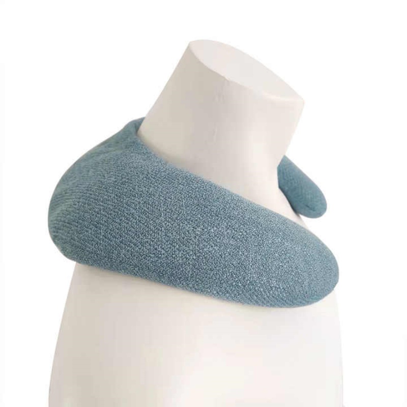 Moist heat therapy neck wrap