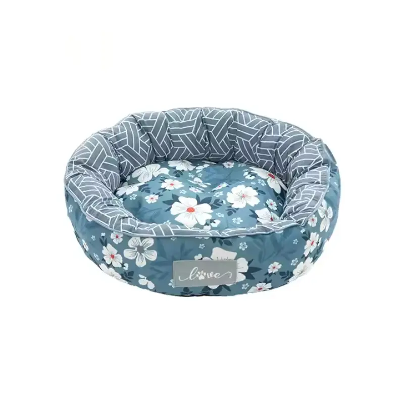 comfortable cat bed