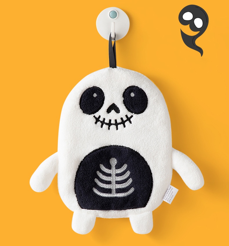 Halloween hand towels (7).jpg