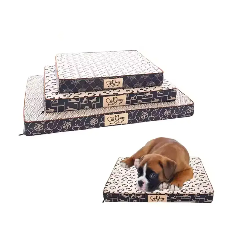 Pet bed with removable cover
