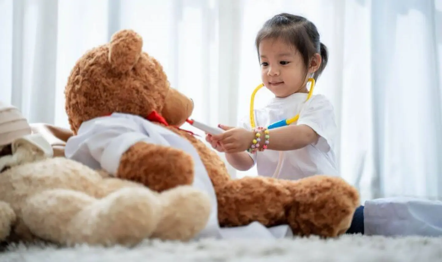 Advantages-of-Soft-Toys-For-Young-Children.jpg