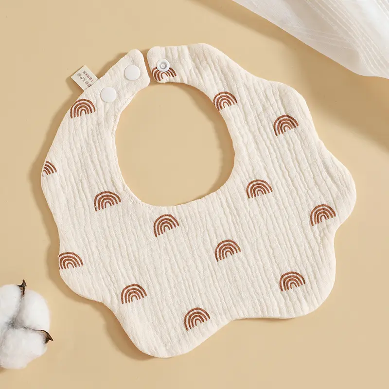 Petal-shaped bib (7)342