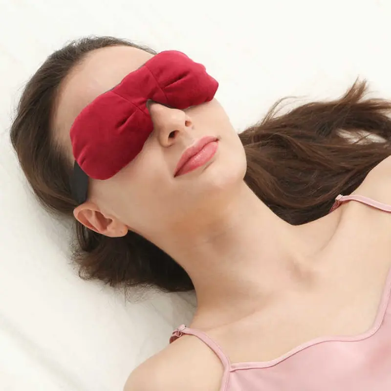 Adjustable eye mask