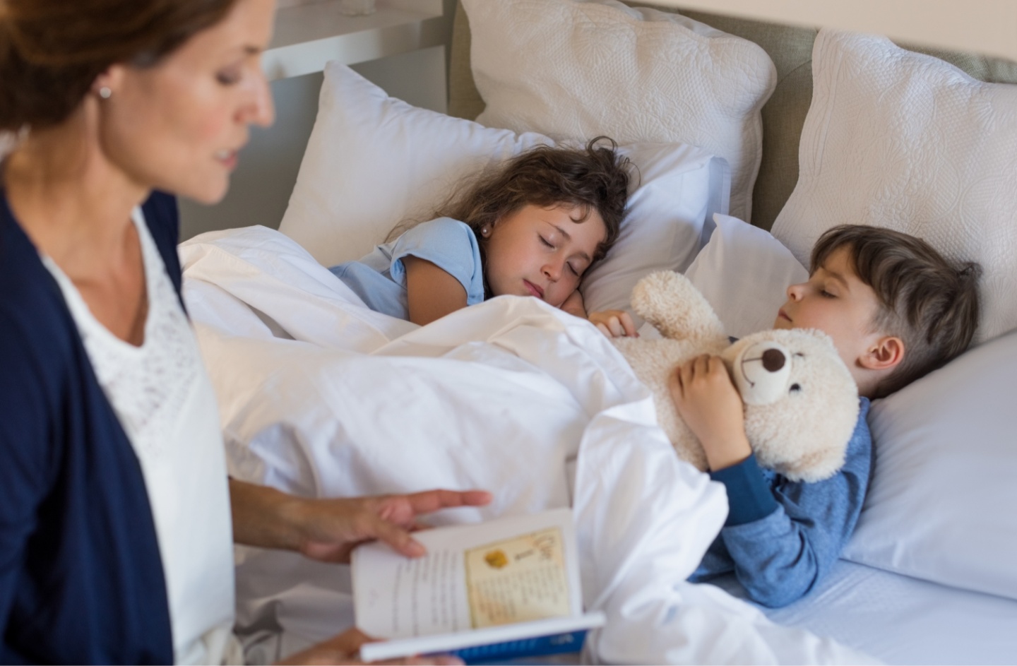 Kids_sleeping.jpg